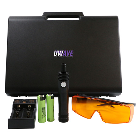 UWAVE offers a wide range of easy-to-handle & complete kits for manual UV LED processes depending on the application.